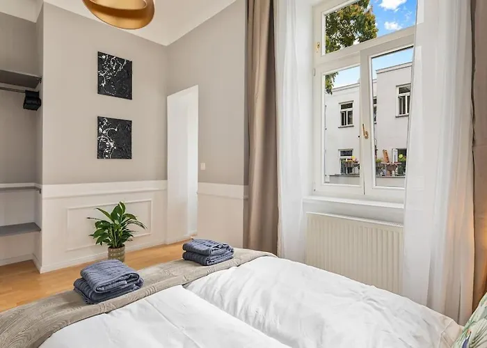 Apartment Anthrazit Oasis Near Center Shoppingstreet 3